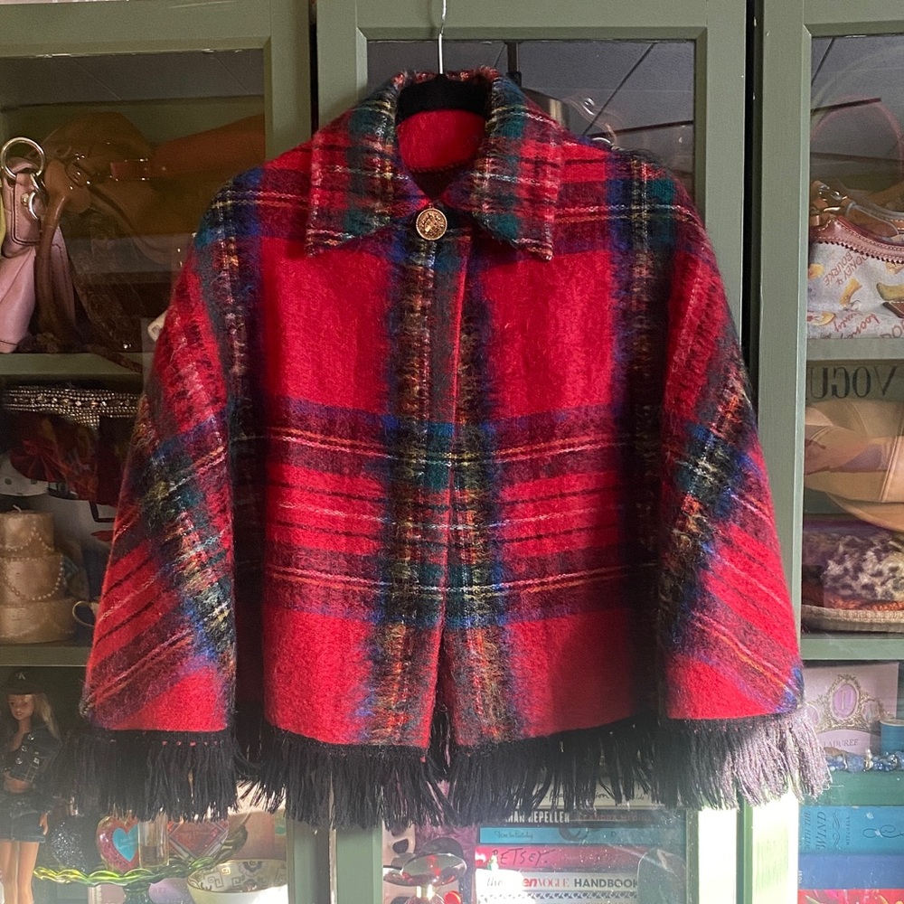 1960’s Plaid Red and Black Women's Cape Wool & Mohair Scotland Vintage